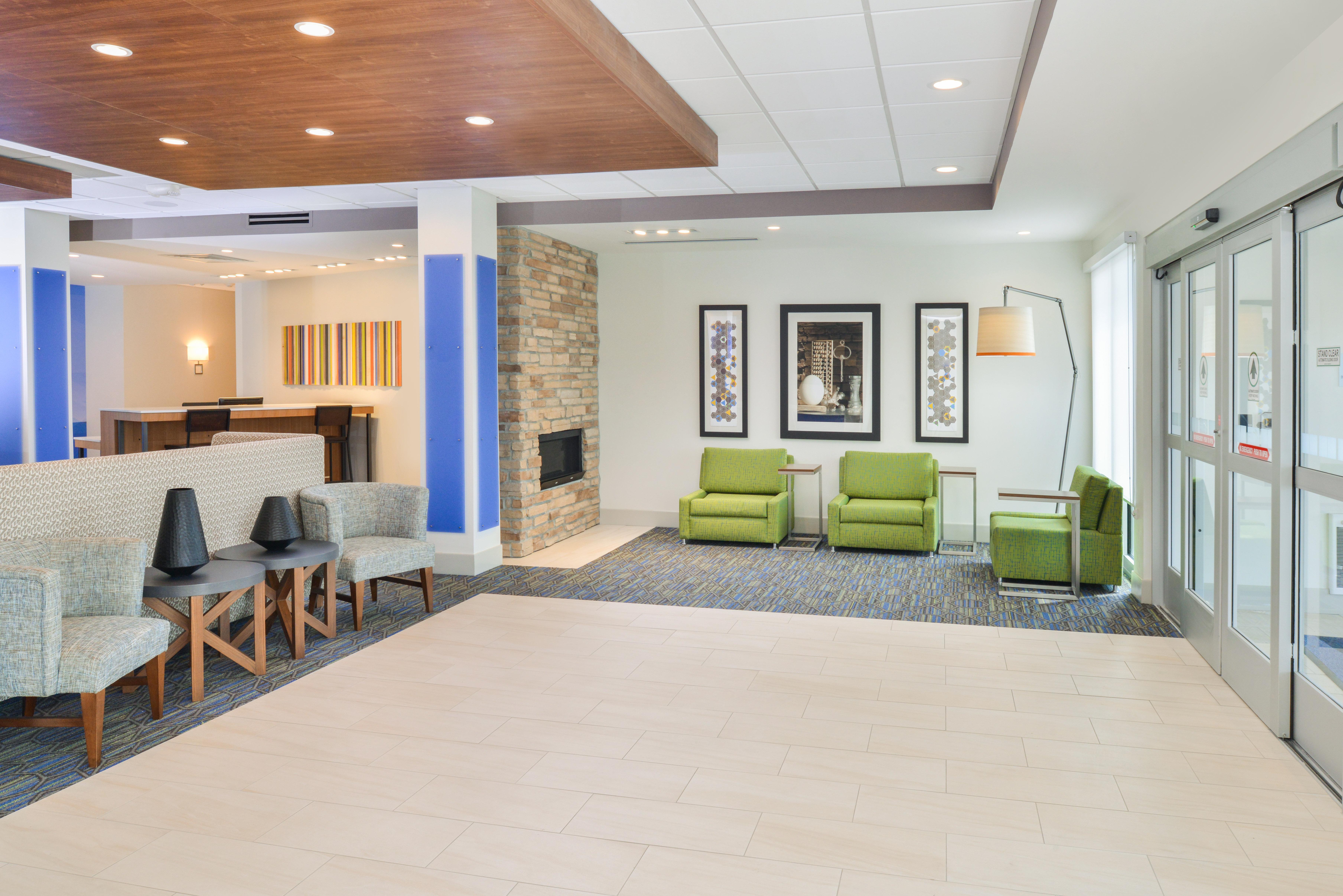 Holiday Inn Express & Suites - Chadron By Ihg Ngoại thất bức ảnh