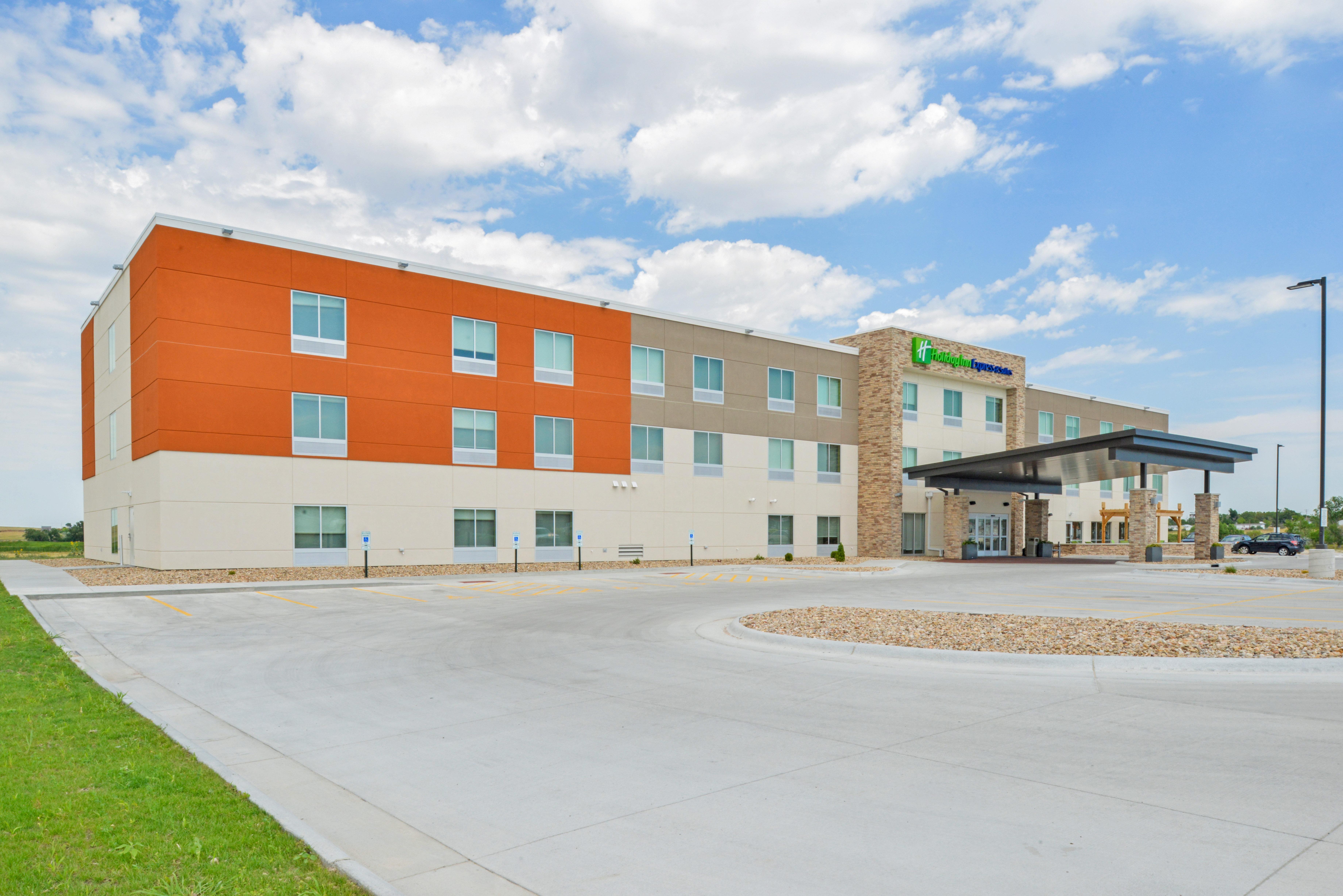 Holiday Inn Express & Suites - Chadron By Ihg Ngoại thất bức ảnh